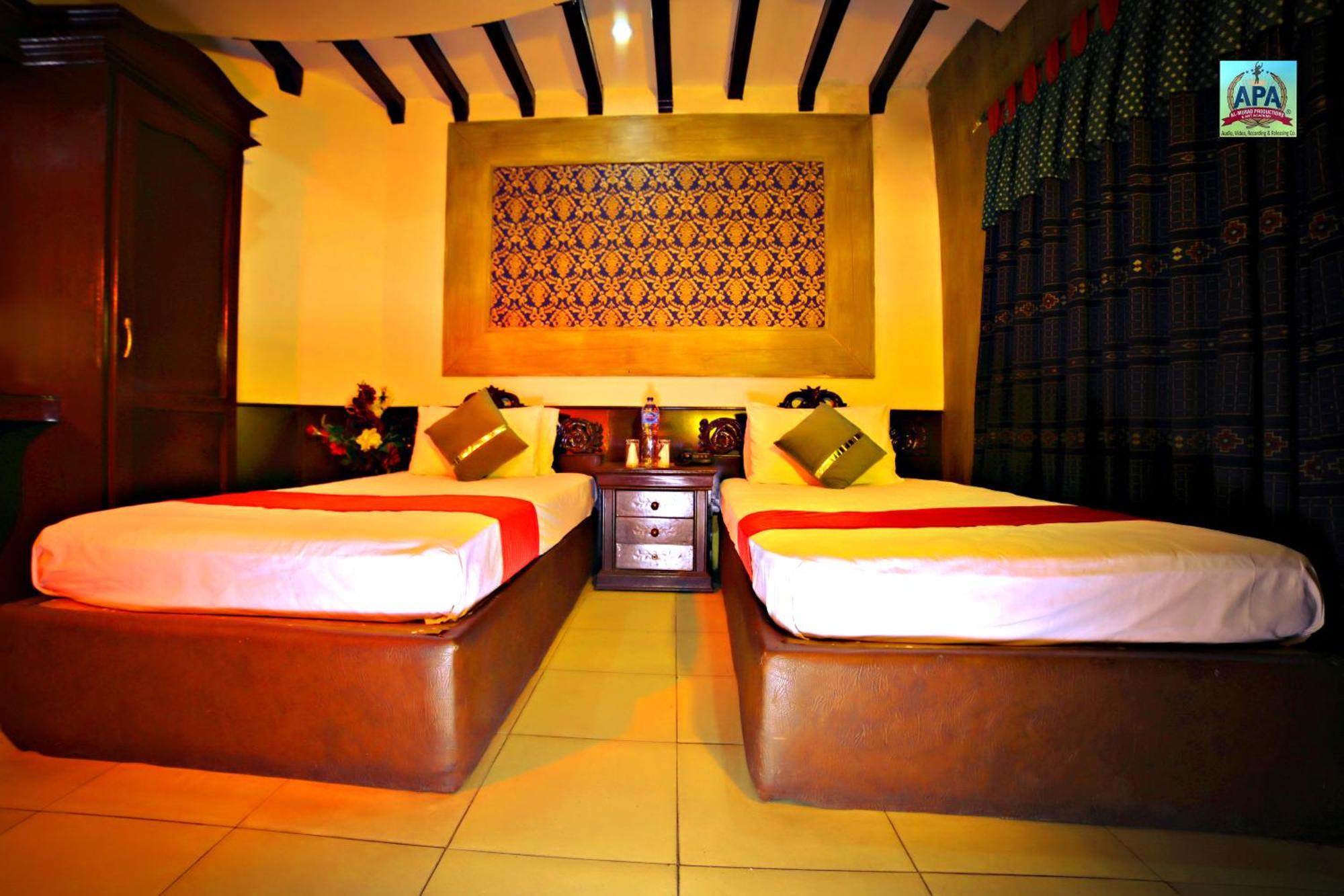 Quick Continental Hotel - Jail Road Лахор Экстерьер фото