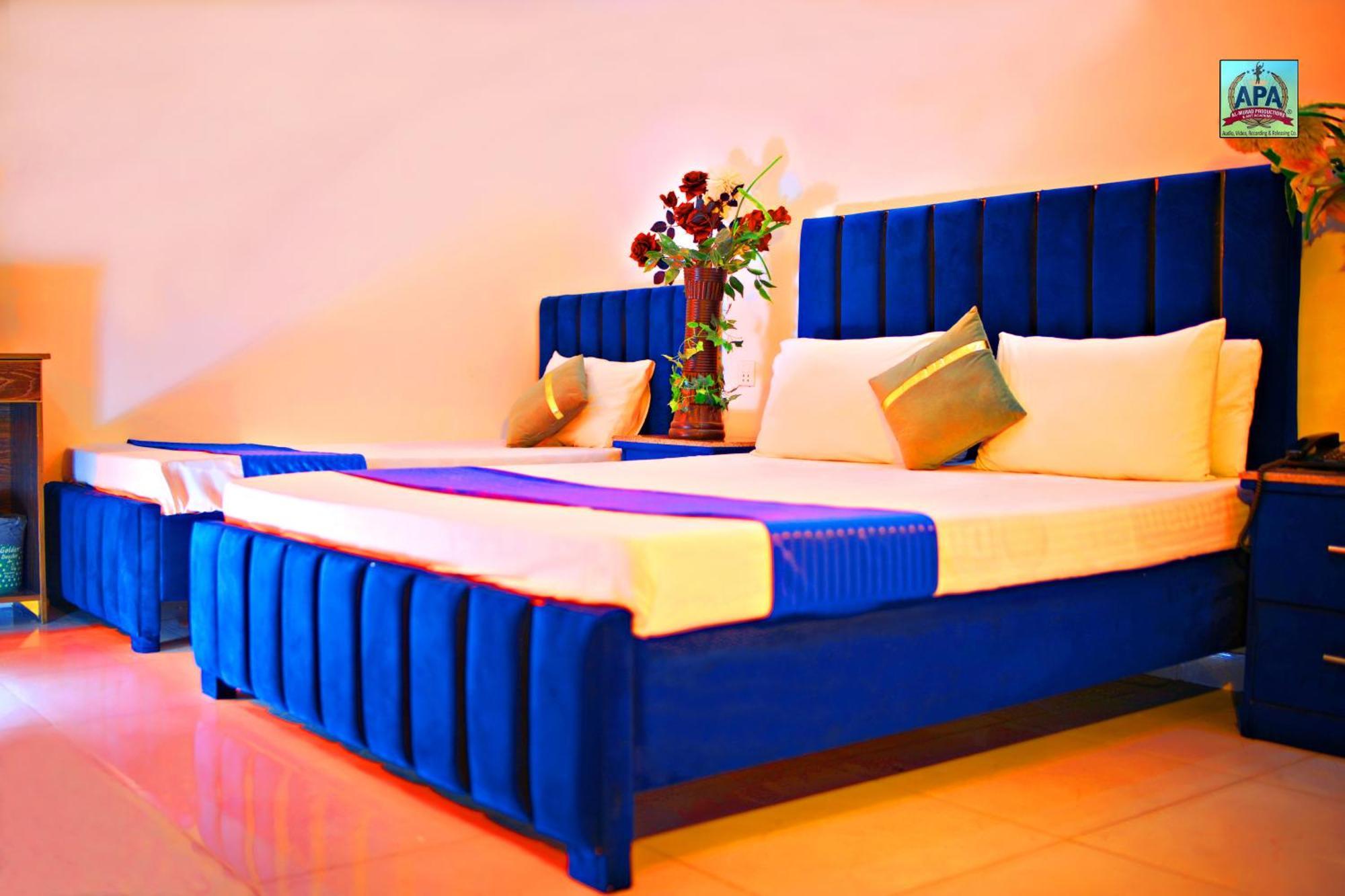 Quick Continental Hotel - Jail Road Лахор Экстерьер фото