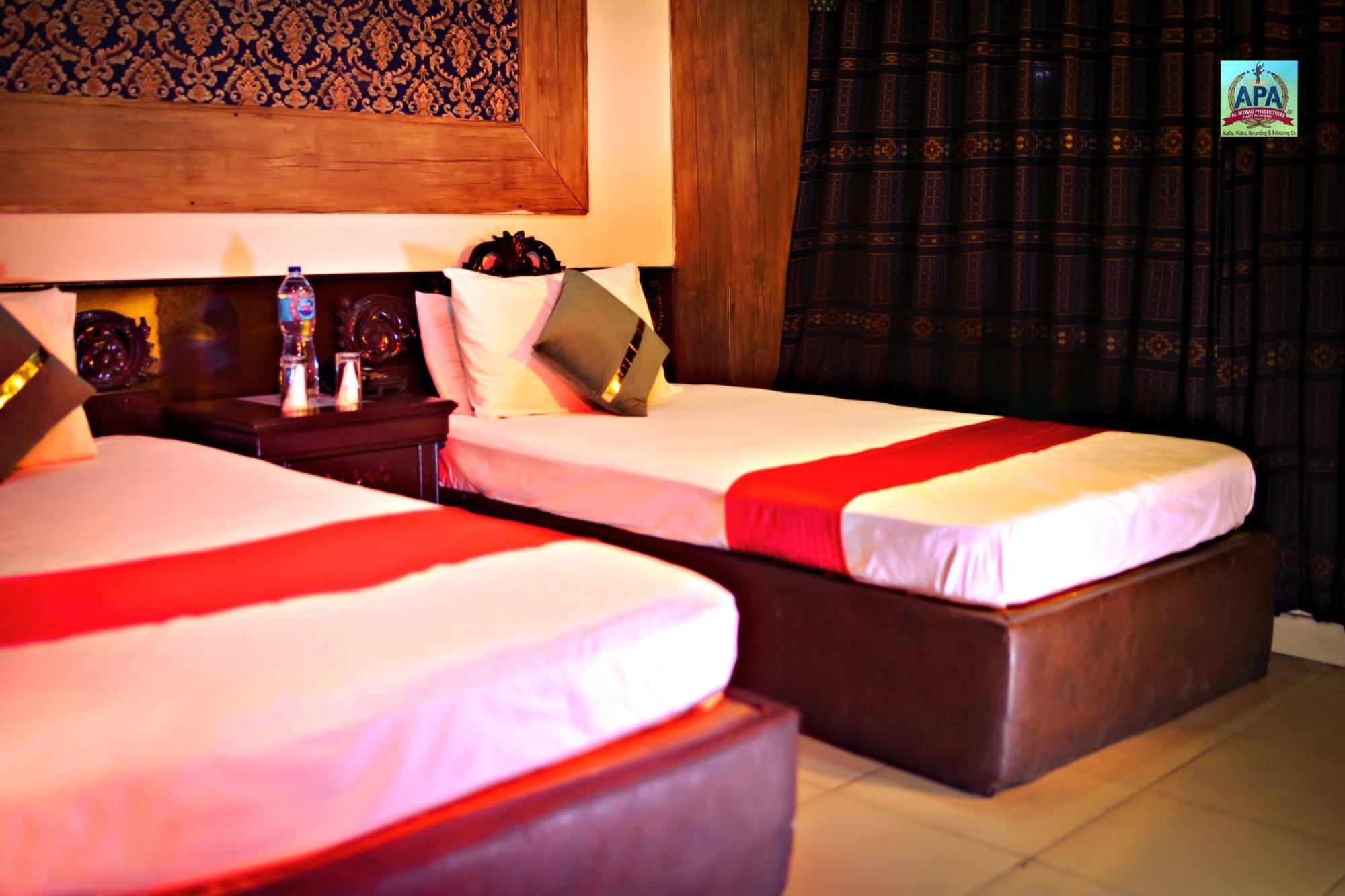 Quick Continental Hotel - Jail Road Лахор Экстерьер фото